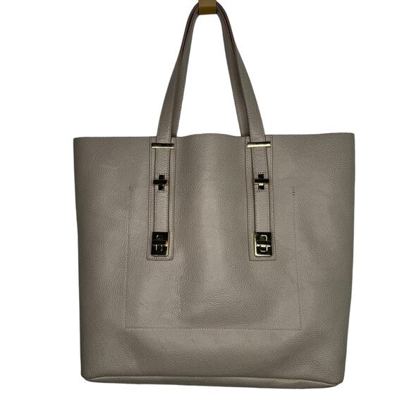 India Hicks Gray Pebble Leather Adjustable Length Strap Solitaire Tote Bag - Picture 2 of 16